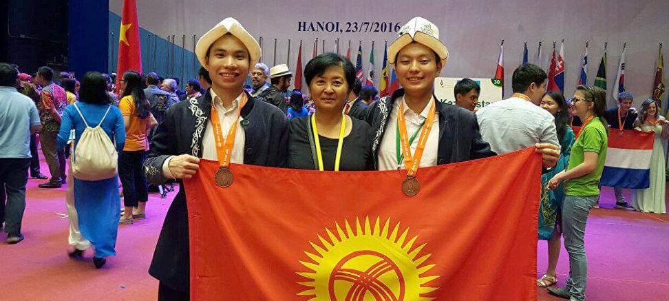 О ШКОЛЬНОМ ОБРАЗОВАНИИ, ШКОЛАХ “САПАТ” И ШАХМАТАХ