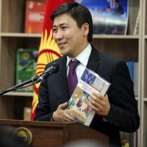 БИЛИМ БЕРҮҮ ЖАНА ИЛИМ МИНИСТРЛИГИНДЕ ЖАҢЫ ЖЕТЕКЧИ