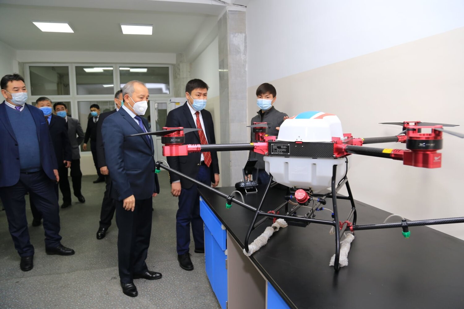 АЛМАЗБЕК БЕЙШЕНАЛИЕВ: “АГРАРНЫЙ УНИВЕРСИТЕТ ДОЛЖЕН БЫТЬ В ТЕСНОМ СОТРУДНИЧЕСТВЕ С ФЕРМЕРАМИ”