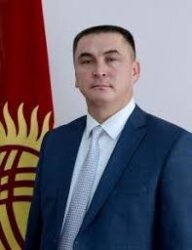 КМУНУН РЕКТОРЛУК КЫЗМАТЫ ҮЧҮН БЕШ  ТАЛАПКЕР АТ САЛЫШАТ  