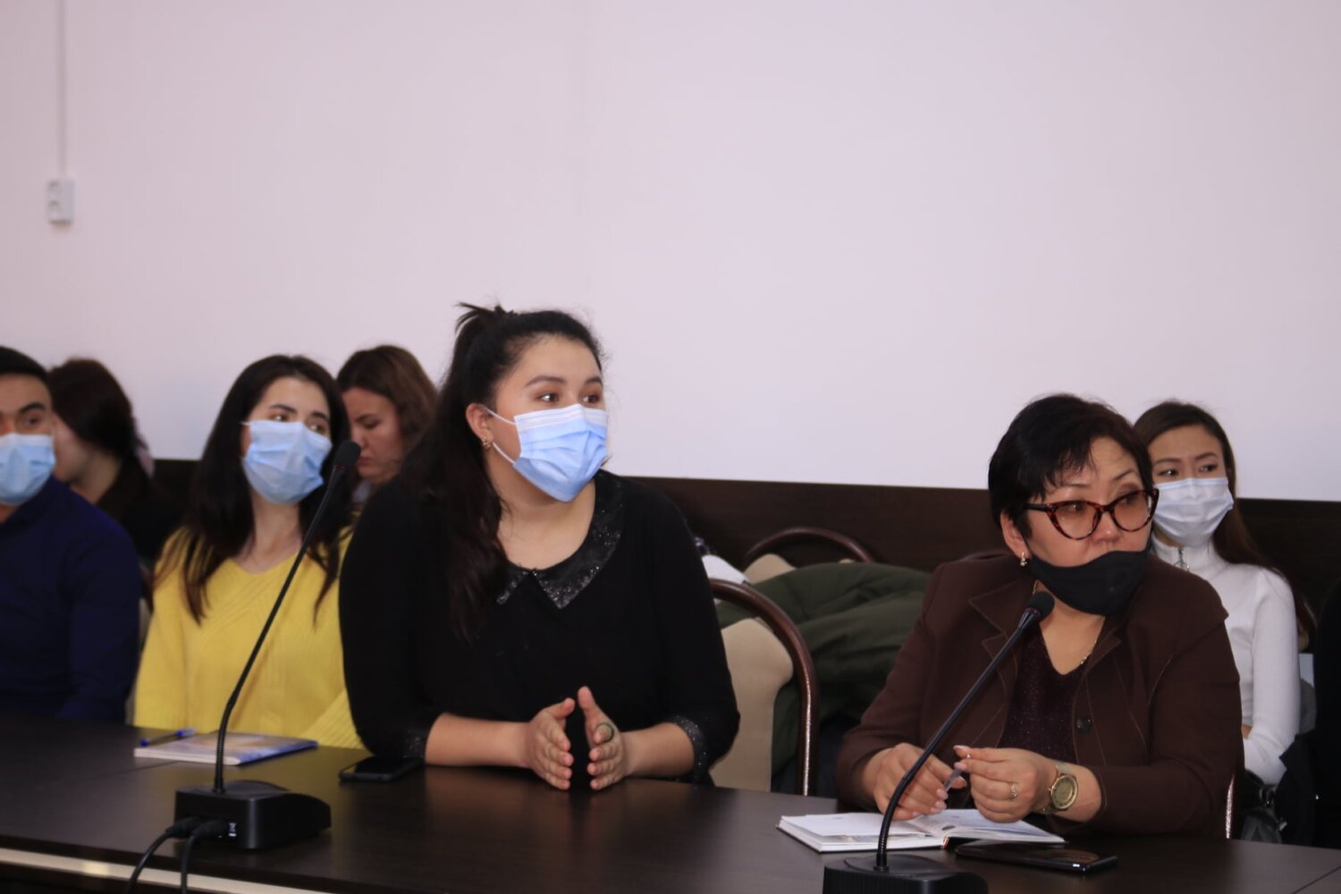 ЫМУДА СТУДЕНТТИК АКТИВ МЕНЕН ЖОЛУГУШУУ БОЛДУ