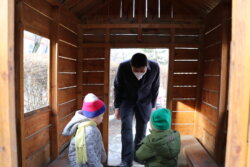 БИЛИМ БЕРҮҮ ЖАНА ИЛИМ МИНИСТРИ БИШКЕКТЕГИ БАЛА БАКЧАГА БАРДЫ