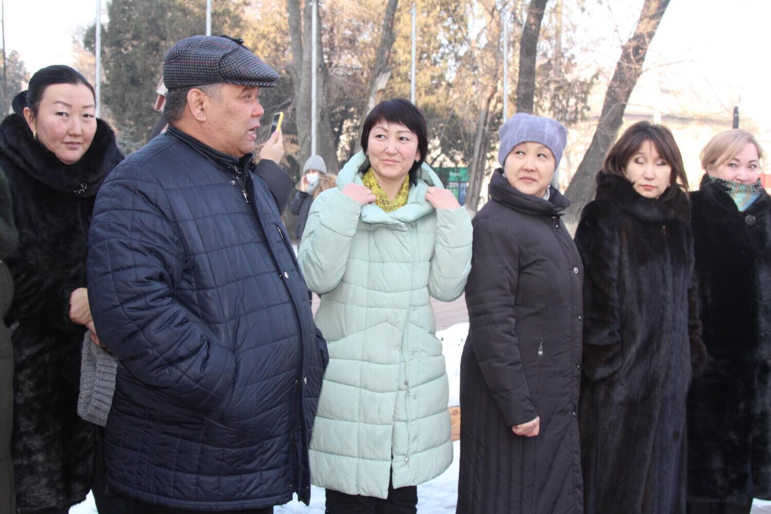 В МЕДАКАДЕМИИ ВСПОМИНАЮТ АКАДЕМИКА ИСУ АХУНБАЕВА