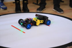 ОШТУда РОБОТ ТЕХНИКАЛАРЫН ОКУТУУ БОРБОРУ АЧЫЛДЫ