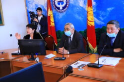 ОШТУДА ЭЛ АРАЛЫК ЭНЕ ТИЛ КҮНҮ БЕЛГИЛЕНДИ