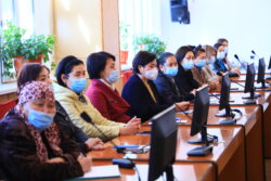 ОШТУДА ЭЛ АРАЛЫК ЭНЕ ТИЛ КҮНҮ БЕЛГИЛЕНДИ