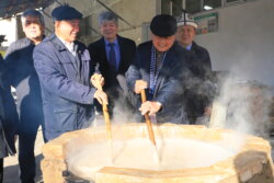 ОШТУДА СҮМӨЛӨК КАЙНАТЫЛДЫ