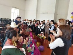 ПРОФЕССОР САТКАНБАЙ МОМУНАЛИЕВДИН 70 ЖЫЛДЫК  МААРАКЕСИНЕ АРНАЛДЫ