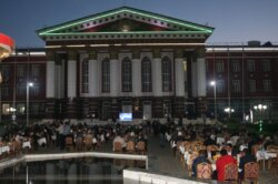 ОШМУДА ДҮЙНӨ САЛГАН  КЫЗМАТКЕРЛЕР ЭСКЕРИЛДИ