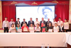 ЖУСУП  АБДРАХМАНОВДУН 120 ЖЫЛДЫГЫНА АРНАЛДЫ