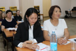 ОРУС ТИЛИН ОКУТУУЧУЛАР ҮЧҮН МАСТЕР-КЛАСС ӨТКӨРҮЛҮҮДӨ