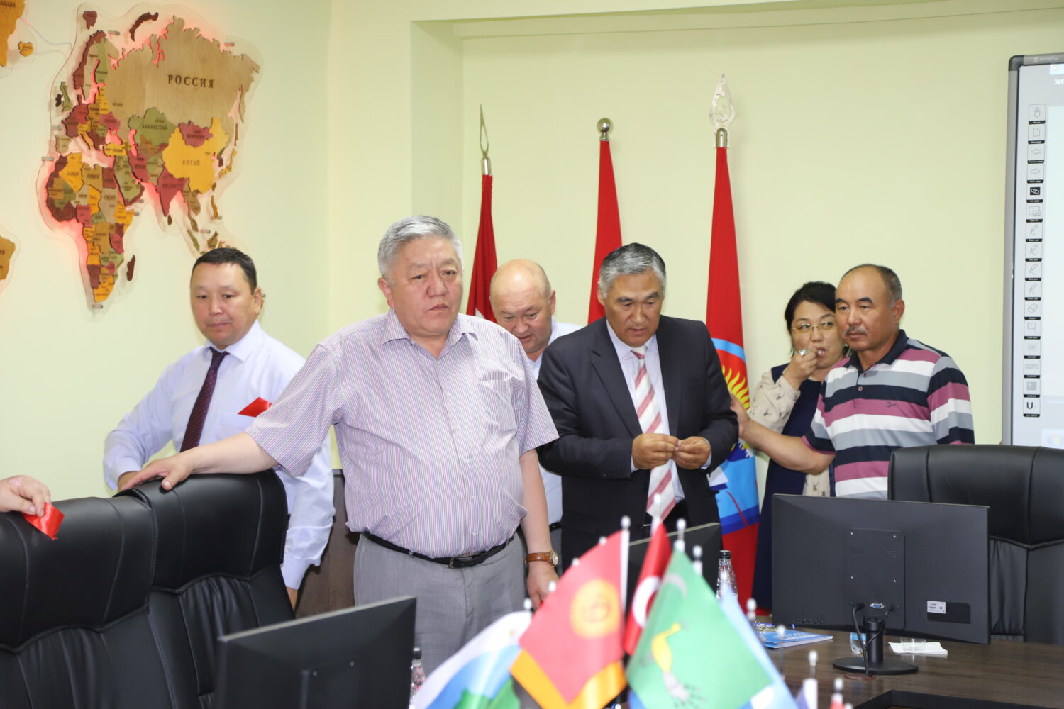 ЭАУДА ЖАҢЫ БОРБОР АЧЫЛДЫ