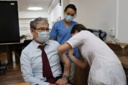 СОТРУДНИКИ МИНИСТЕРСТВА ОБРАЗОВАНИЯ И НАУКИ ВАКЦИНИРУЮТСЯ ПРОТИВ КОРОНАВИРУСА