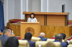 ЖОГОРКУ БИЛИМ БЕРҮҮ ТУТУМУНДАГЫ ЖАҢЫ КАДАМДАР ТАЛКУУЛАНДЫ