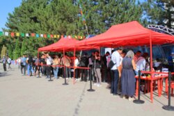 ИНФОРМАЦИОННАЯ КАМПАНИЯ ПОД ЭГИДОЙ ПОСОЛЬСТВА США