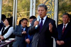 КЫРГЫЗ-ӨЗБЕК ЭЛ АРАЛЫК УНИВЕРСИТЕТИНДЕ БИЛИМ КҮНҮ БЕЛГИЛЕНДИ