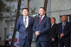 ЭАУ СТУДЕНТТЕРИН САЛТАНАТТУУ ТОСУП АЛДЫ