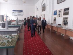 ИНФОРМАЦИОННАЯ КАМПАНИЯ ПОСОЛЬСТВА США В КГУСТА 