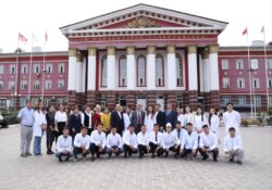 ОШМУНУН СТУДЕНТТЕРИ УРАЛ МЕДИЦИНАЛЫК УНИВЕРСИТЕТИНИН ДА ДИПЛОМУН АЛЫШАТ