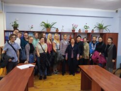 ЧЕХИЯЛЫК СТУДЕНТТЕР ОШМУДА БИЛИМ АЛАТ