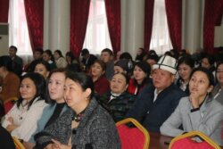 ОШМУНУН ДҮЙНӨЛҮК ТИЛДЕР ЖАНА МАДАНИЯТ ФАКУЛЬТЕТИНЕ 70 ЖЫЛ