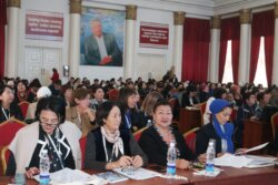 ОШМУНУН ДҮЙНӨЛҮК ТИЛДЕР ЖАНА МАДАНИЯТ ФАКУЛЬТЕТИНЕ 70 ЖЫЛ