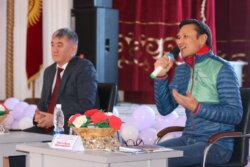 ЭВЕРЕСТТИ БАГЫНДЫРГАН АЛЬПИНИСТ — “ОШМУГА ДАҢК” МЕДАЛЫНЫН ЭЭСИ