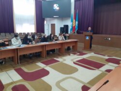 ТАЛАСТЫК ОКУУЧУЛАР КМКТАУДА ЭКСКУРСИЯДА