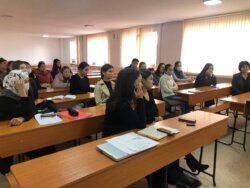 КМУНУН СТУДЕНТТЕРИ ФЕЙК МААЛЫМАТ МЕНЕН ИШТӨӨНҮ ҮЙРӨНҮШТҮ