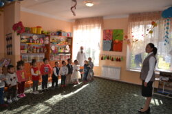 ОШ ОБЛУСУНДАГЫ БАЛА БАКЧА КЫЗМАТКЕРЛЕРИ ҮЧҮН СЕМИНАР