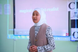 ОШТУДА АЙТМАТОВДУН ЧЫГАРМАЛАРЫ АНГЛИСЧЕ ЖАҢЫРДЫ