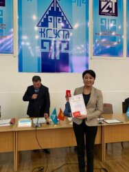 КМКТАУнун ОКУТУУЧУЛАРЫ СЫЙЛЫК АЛЫШТЫ