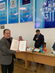 КМКТАУнун ОКУТУУЧУЛАРЫ СЫЙЛЫК АЛЫШТЫ