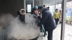 ЭКОНОМИКА ЖАНА СЕРВИС КОЛЛЕДЖИНДЕ НООРУЗ МАЙРАМЫ БЕЛГИЛЕНДИ