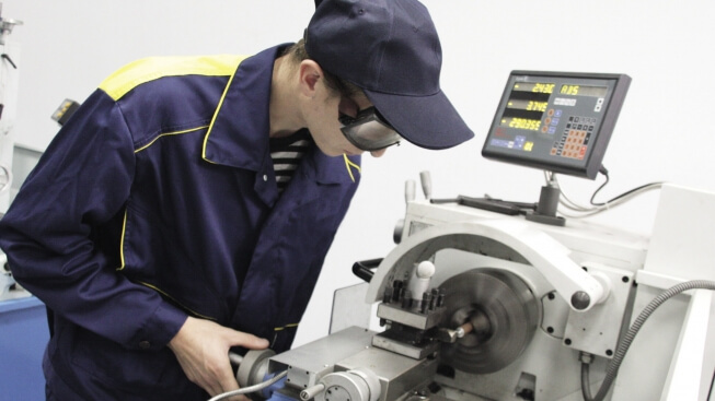 Башталгыч кесиптик билим: 16500 квота бөлүндү