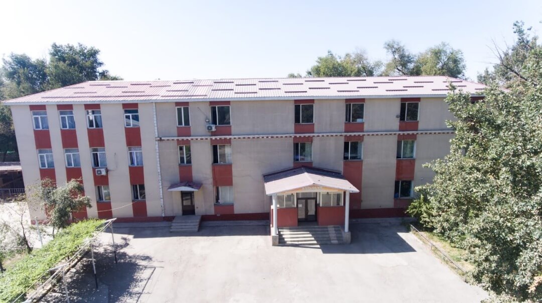 В ЧАСТНУЮ ШКОЛУ ТРЕБУЮТСЯ УЧИТЕЛЯ