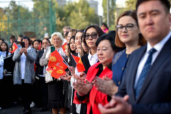 В ЭТОМ ГОДУ В БИШКЕКЕ ЗА 5 МЕСЯЦЕВ БЫЛО ПОСТРОЕНО 15 ШКОЛ