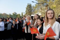 В ЭТОМ ГОДУ В БИШКЕКЕ ЗА 5 МЕСЯЦЕВ БЫЛО ПОСТРОЕНО 15 ШКОЛ