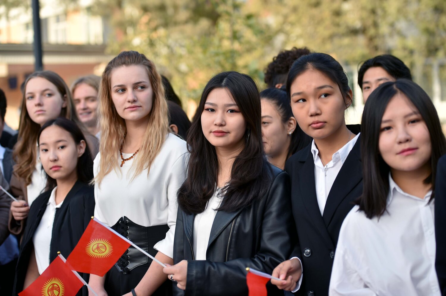 В ЭТОМ ГОДУ В БИШКЕКЕ ЗА 5 МЕСЯЦЕВ БЫЛО ПОСТРОЕНО 15 ШКОЛ