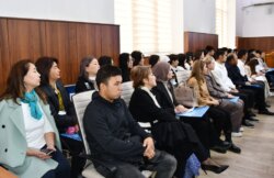 В КНУ ОТМЕТИЛИ 100-ЛЕТИЕ ГЕРОЯ СОЦИАЛИСТИЧЕСКОГО ТРУДА КОРЧУБЕКА АКНАЗАРОВА