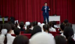 НИЗАМИ ГЯНДЖЕВИ АТЫНДАГЫ ЖАҢЫ МЕКТЕПТИН АЧЫЛЫШЫ