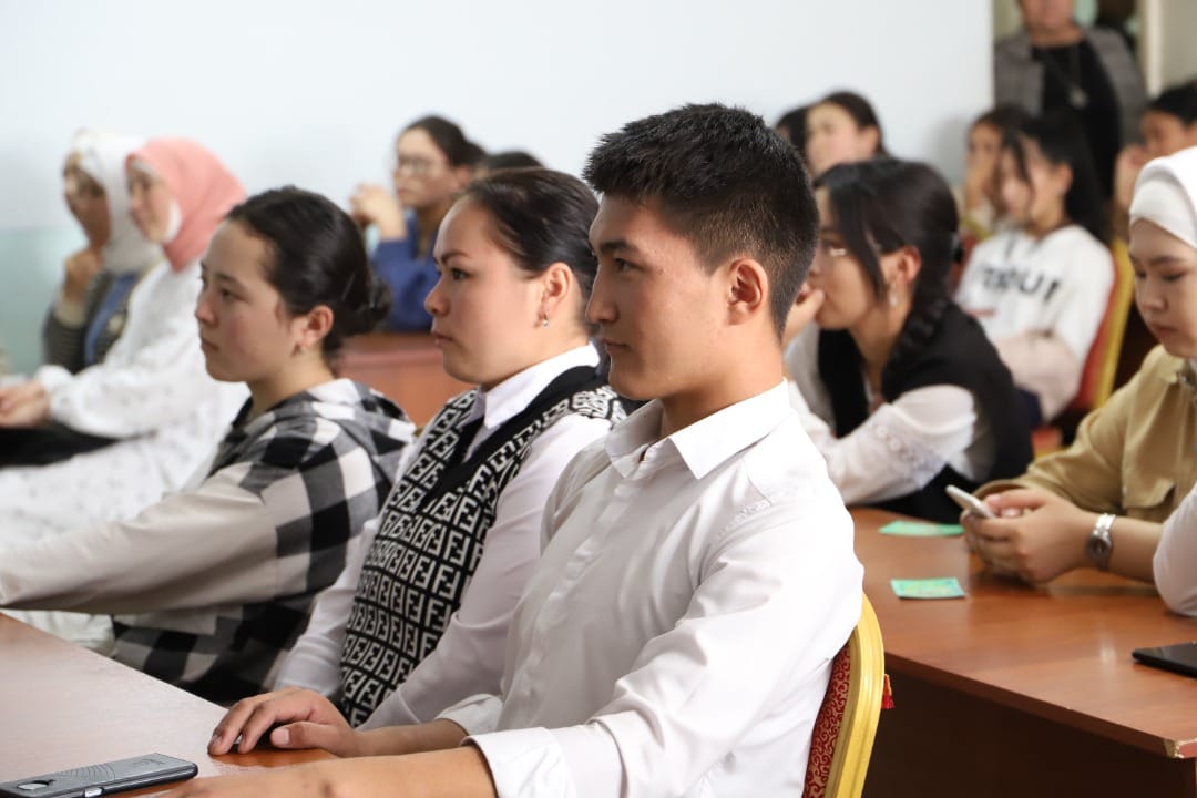 СЕМИНАР “5 ЧУДЕС КЫРГЫЗСКОГО ЯЗЫКА”