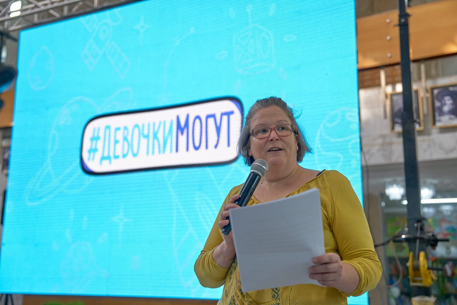 В КЫРГЫЗСТАНЕ 30 ТЫСЯЧ ДЕВОЧЕК ПОЛУЧИЛИ ЗНАНИЯ И ПОПРОБОВАЛИ СВОИ СИЛЫ В STEM СФЕРЕ