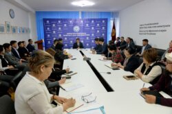 «РЕФОРМАЛАРДЫН ТЕМПИ ТОКТОБОШУ КЕРЕК»