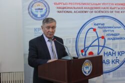 “КУБАТБЕК ЖУСУБАЛИЕВДИН ФИЛОСОФИЯ ДҮЙНӨСҮ”