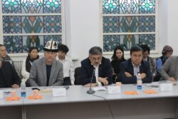 “КУБАТБЕК ЖУСУБАЛИЕВДИН ФИЛОСОФИЯ ДҮЙНӨСҮ”