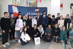 С 14 ПО 18 НОЯБРЯ В КЫРГЫЗСТАНЕ ПРОВОДИТСЯ НЕДЕЛЯ МЕЖДУНАРОДНОГО ОБРАЗОВАНИЯ