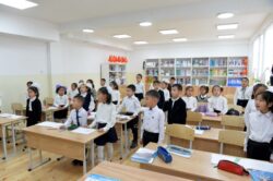 АК-ОРДО ЖАҢЫ КОНУШУНДАГЫ №102 МЕКТЕП АЧЫЛДЫ