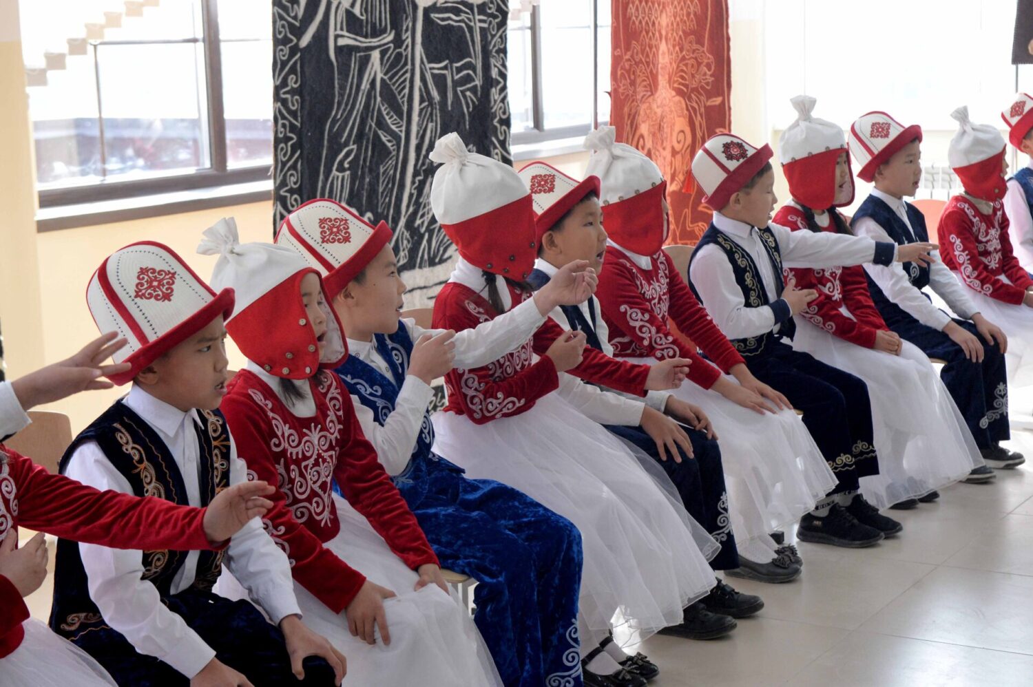 АК-ОРДО ЖАҢЫ КОНУШУНДАГЫ №102 МЕКТЕП АЧЫЛДЫ