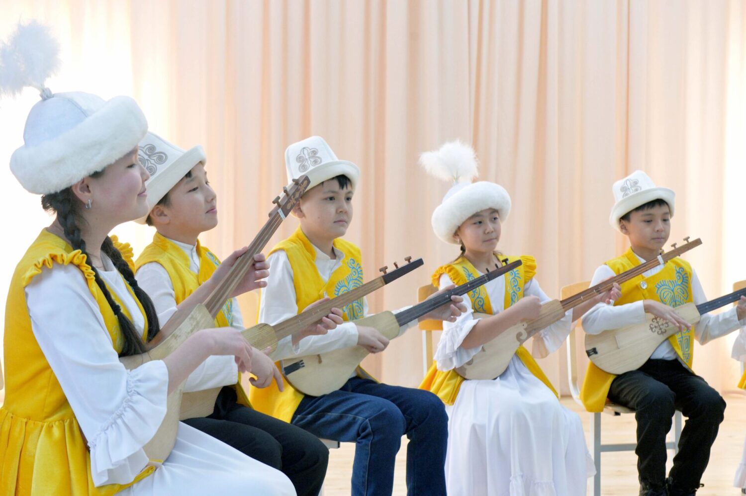 АК-ОРДО ЖАҢЫ КОНУШУНДАГЫ №102 МЕКТЕП АЧЫЛДЫ